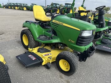 Main image John Deere X720